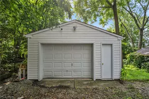 1382 Honodle Ave, Akron, OH 44305 - Photo 37