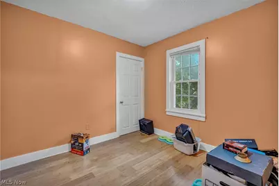 1382 Honodle Avenue, Akron, OH 44305 - Photo 17