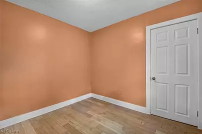 1382 Honodle Avenue, Akron, OH 44305 - Photo 19