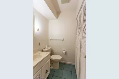4361 Devonshire Drive, Youngstown, OH 44512 - Photo 15