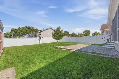 6031 Wentworth Lane SW, Canton, OH 44706 - Photo 5
