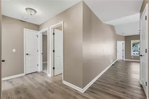 6031 Wentworth Ln SW, Canton, OH 44706 - Photo 11