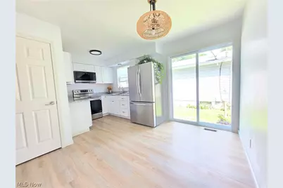 801 Heather Place, Belpre, OH 45714 - Photo 7
