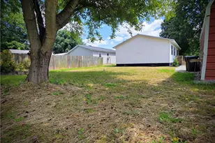 801 Heather Pl, Belpre, OH 45714 - Photo 17
