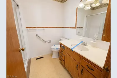 1809 Rockland Avenue, Belpre, OH 45714 - Photo 9