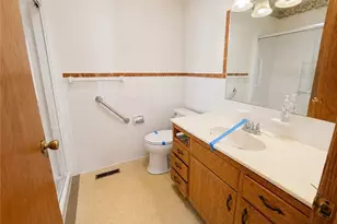 1809 Rockland Ave, Belpre, OH 45714 - Photo 9