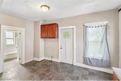 942 E 79th Street, Loveland, OH 44103 - Photo 25