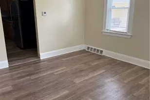 1733 Robindale St, Wickliffe, OH 44092 - Photo 7