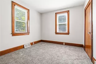 4645 Kendal St SW, Canton, OH 44706 - Photo 13