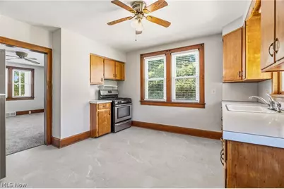 4645 Kendal Street SW, Canton, OH 44706 - Photo 11
