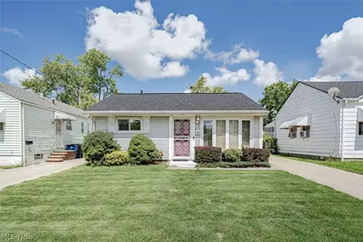 16225 Clearview Avenue, Loveland, OH 44128 - Photo 1