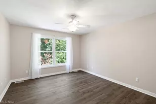 8247 Hemingway Ln, Concord Twp, OH 44060 - Photo 25