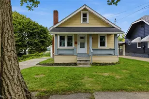 975 Corwin Ave, Akron, OH 44310 - Photo 1