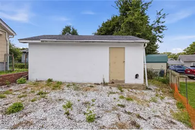 975 Corwin Avenue, Akron, OH 44310 - Photo 27