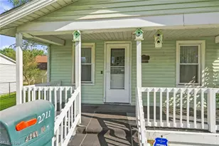 2211 17th St NE, Canton, OH 44705 - Photo 3