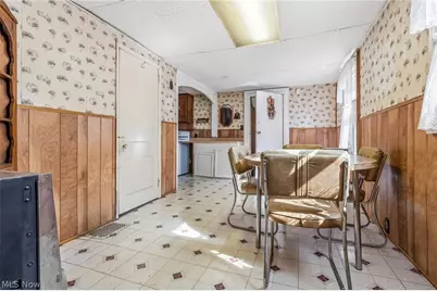 2211 17th Street NE, Canton, OH 44705 - Photo 7