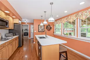 9261 Boyer Ln, Kirtland Hills, OH 44060 - Photo 13