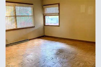 846 2nd Street SE, New Philadelphia, OH 44663 - Photo 3