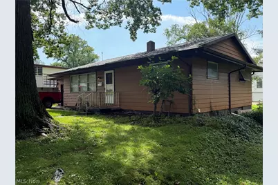 846 2nd Street SE, New Philadelphia, OH 44663 - Photo 1