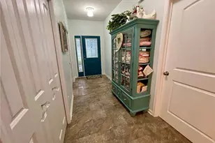 13171 Barrington Dr, Grafton, OH 44044 - Photo 3