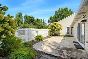 938 Sturbridge Dr, Akron, OH 44313 - Photo 23