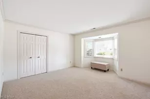 938 Sturbridge Dr, Akron, OH 44313 - Photo 15