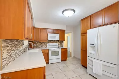 938 Sturbridge Drive #134, Akron, OH 44313 - Photo 11