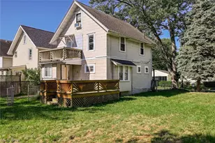 2261 8th St SW, Akron, OH 44314 - Photo 25
