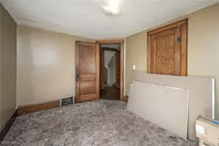 2261 8th St SW, Akron, OH 44314 - Photo 17