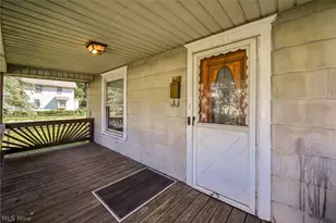 2261 8th St SW, Akron, OH 44314 - Photo 5