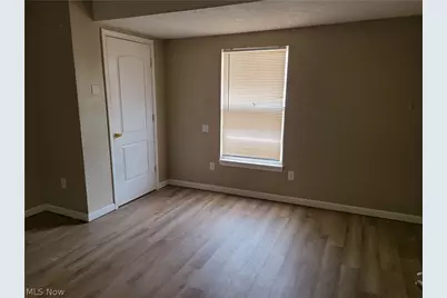 628 Sumner Street #DOWN, Akron, OH 44311 - Photo 7