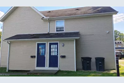 628 Sumner Street #DOWN, Akron, OH 44311 - Photo 1
