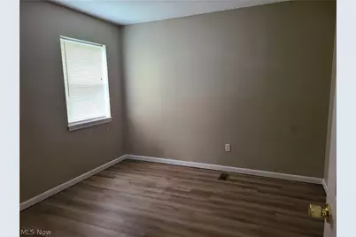 628 Sumner Street #DOWN, Akron, OH 44311 - Photo 5