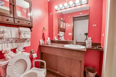 1256 E 331st Street, Eastlake, OH 44095 - Photo 13