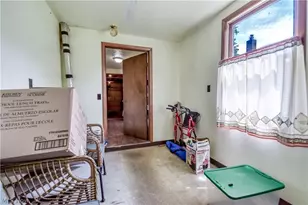 1256 E 331st St, Eastlake, OH 44095 - Photo 5