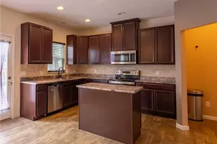 6212 Hadleigh Ave SW, Massillon, OH 44646 - Photo 11