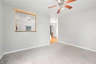 918 Raymond Ave, Barberton, OH 44203 - Photo 7