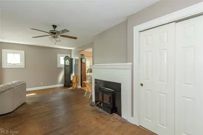 324 Montrose Avenue, Akron, OH 44310 - Photo 5