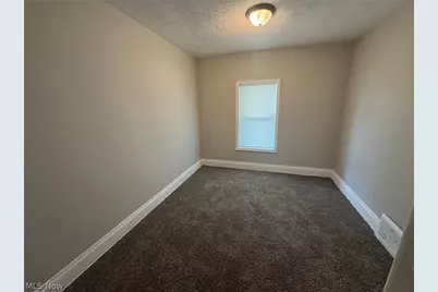 11313 Continental Avenue, Loveland, OH 44104 - Photo 5