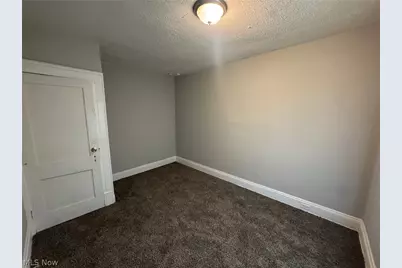 11313 Continental Avenue, Loveland, OH 44104 - Photo 7