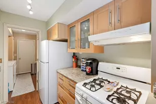 8569 Ravenswood Ln, Macedonia, OH 44056 - Photo 7