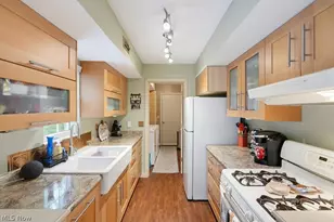 8569 Ravenswood Ln, Macedonia, OH 44056 - Photo 5
