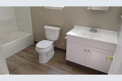 634 Sumner Street #UP, Akron, OH 44311 - Photo 23