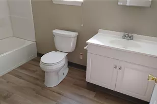634 Sumner St, Akron, OH 44311 - Photo 23