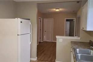 634 Sumner St, Akron, OH 44311 - Photo 13