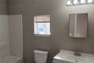 634 Sumner St, Akron, OH 44311 - Photo 21