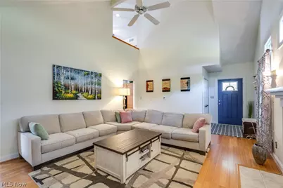 233 S Portage Street, Doylestown, OH 44230 - Photo 5
