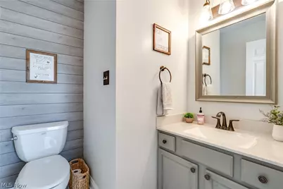 233 S Portage Street, Doylestown, OH 44230 - Photo 15