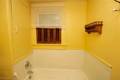 226 9th Street NE, Massillon, OH 44646 - Photo 27