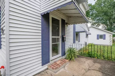 226 9th Street NE, Massillon, OH 44646 - Photo 5